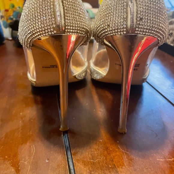 Two pairs of heels Sold Together - Picture 4 of 6